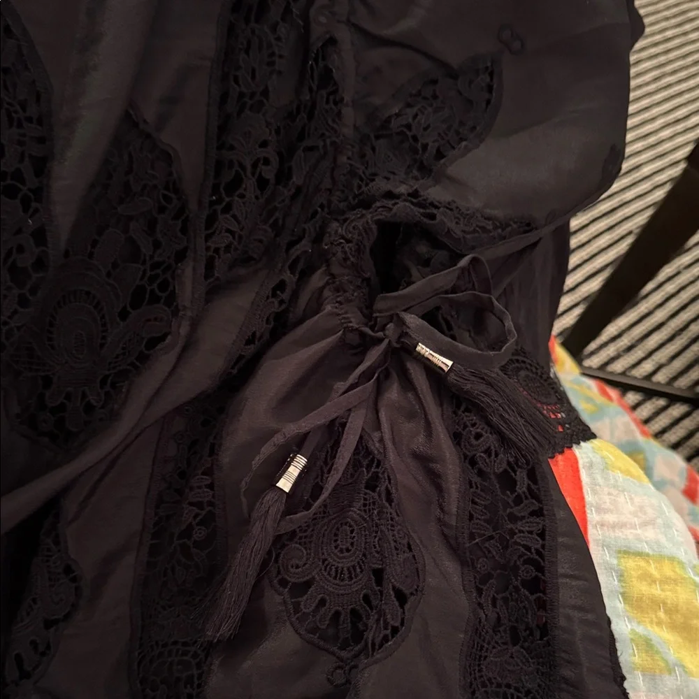 Hazel Black Lace Blouse - Picture 4 of 5